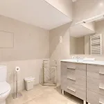 Apartamento Salgeta Reformado Amplio Y Acogedor Con Wifi