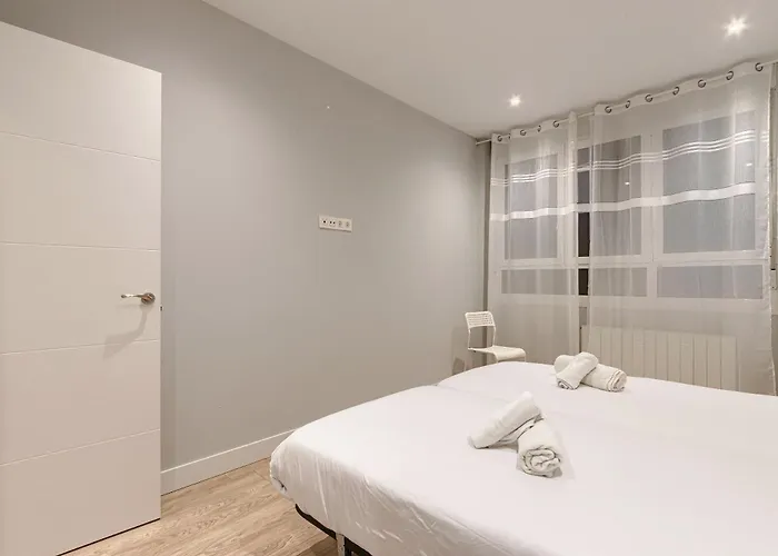 Salgeta Reformado Amplio Y Acogedor Con Wifi Apartment